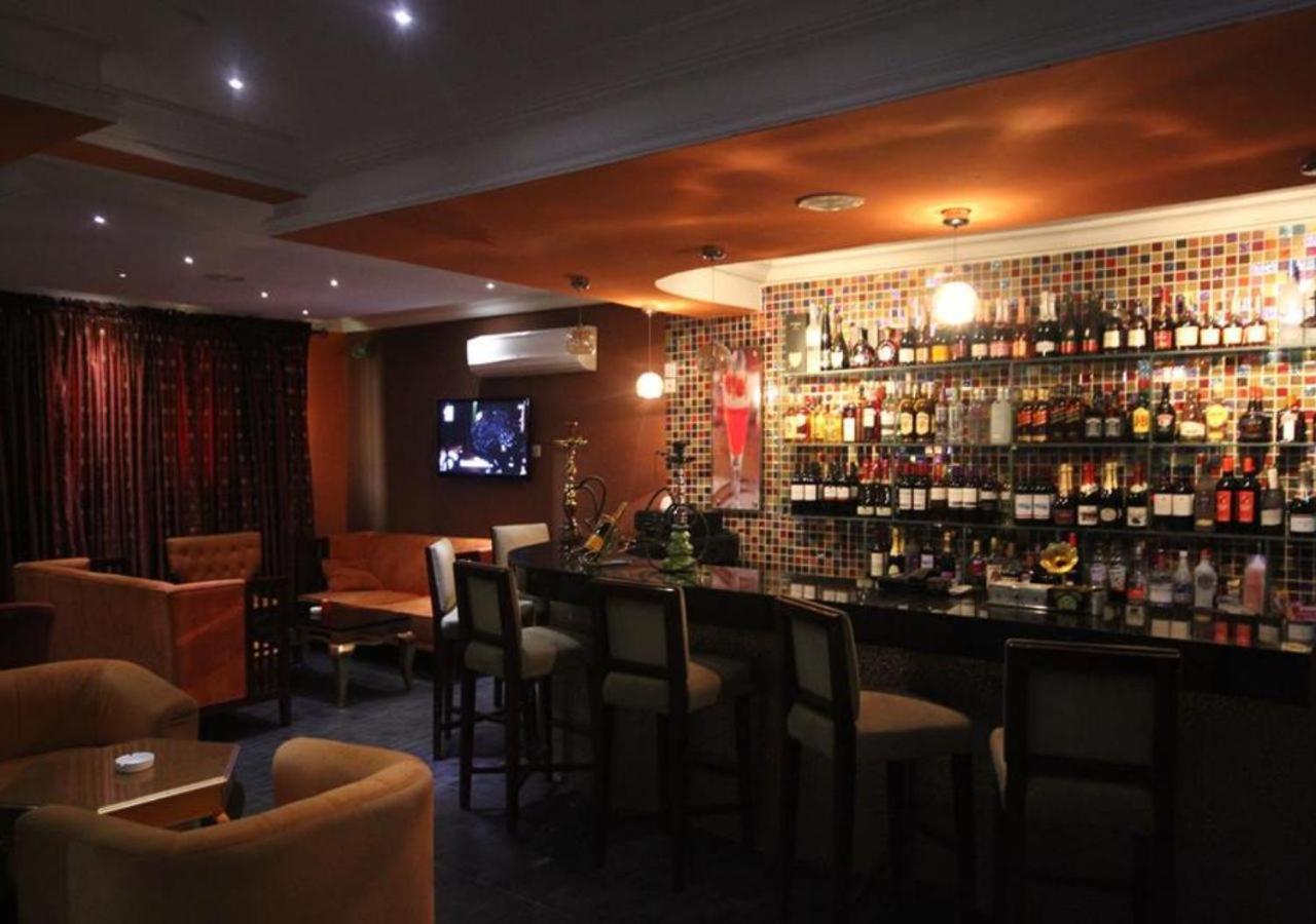 Apollo Hotel Lagos Exterior photo