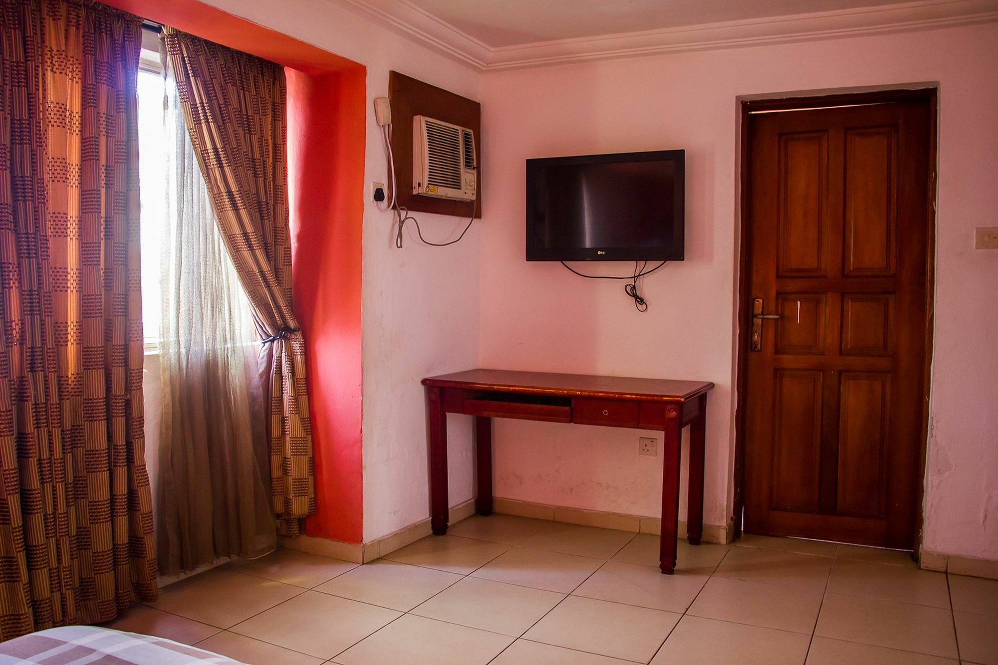 Apollo Hotel Lagos Exterior photo
