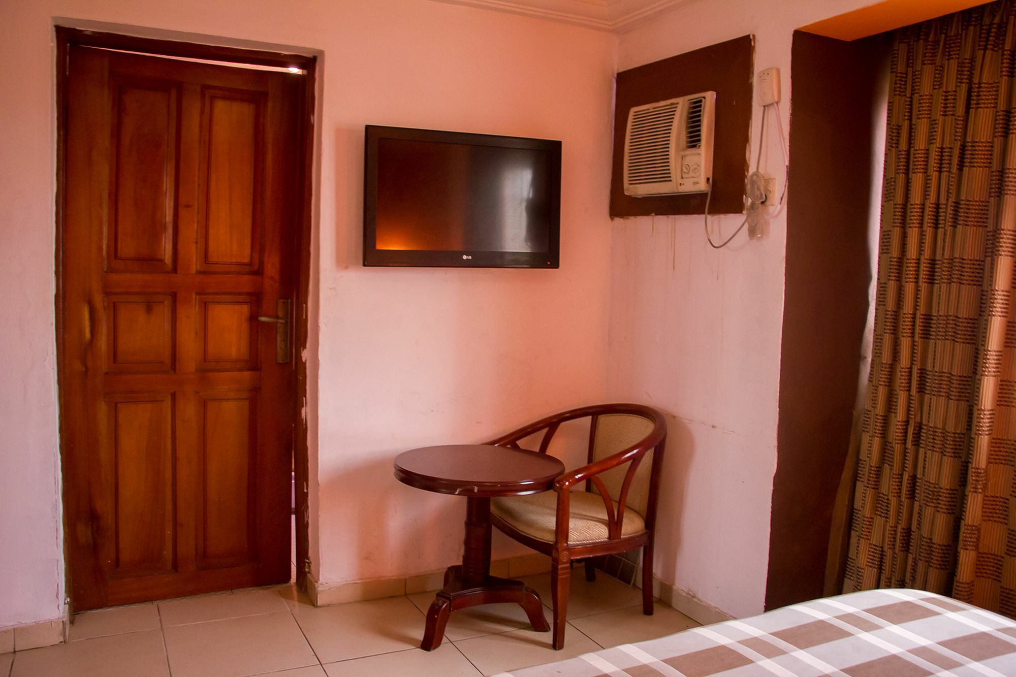 Apollo Hotel Lagos Exterior photo
